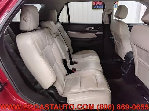 Used 2017 Ford Explorer Platinum AWD/4WD image 16