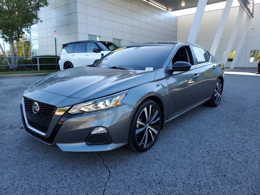 Certified 2021 Nissan Altima 2.5 SR FWD image 2