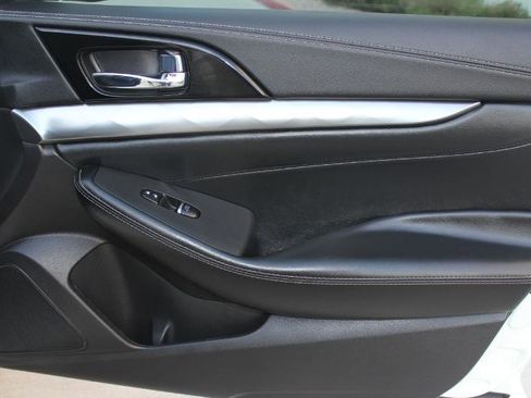 Used 2023 Nissan Maxima SV w/ Floor Mat Group image 22