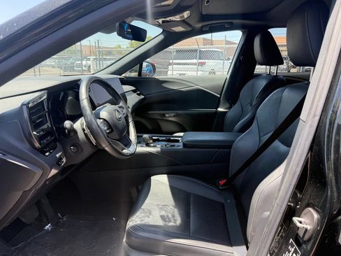 Used 2024 Lexus RX 350 Premium w/ Accessory Package (Z1) FWD image 11