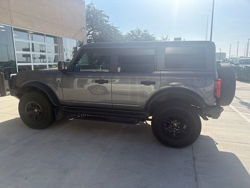 Used 2023 Ford Bronco Big Bend w/ Sasquatch Package AWD/4WD image 8