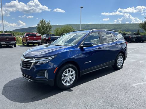 Used 2022 Chevrolet Equinox LT AWD/4WD image 3