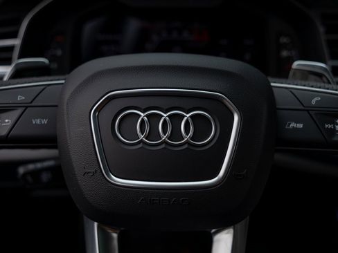 Used 2025 Audi RS Q8 performance image 44