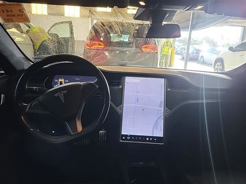 Used 2018 Tesla Model S P100D image 9