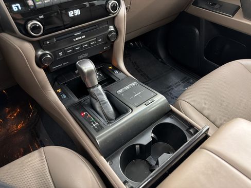 Used 2023 Lexus GX 460 Premium AWD/4WD image 18