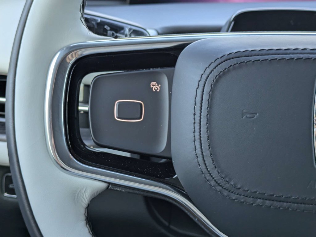 New 2027 Lincoln Navigator Black Label w/ Black Label Special Edition AWD/4WD image 27