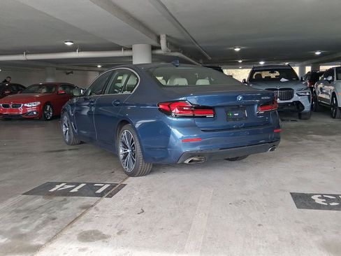 Certified 2023 BMW 530e w/ Premium Package image 3