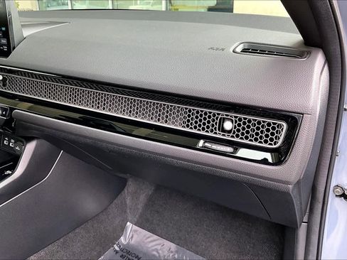 Certified 2024 Honda Civic Sport Touring image 18