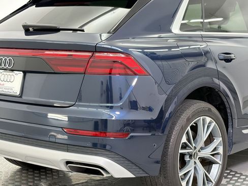 Certified 2025 Audi Q8 Premium w/ Convenience Package AWD/4WD image 12