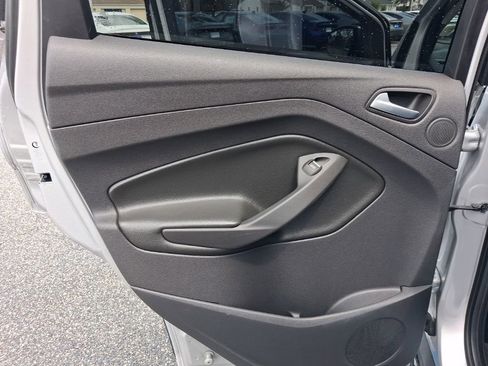 Used 2014 Ford Escape Titanium FWD image 23