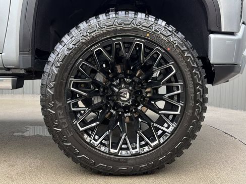 Used 2026 GMC Sierra 1500 Denali Ultimate AWD/4WD image 10