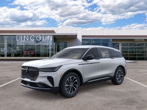 New 2026 Lincoln Nautilus Premier AWD/4WD image 2