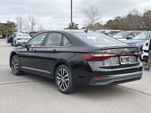 New 2026 Volkswagen Jetta SE image 3