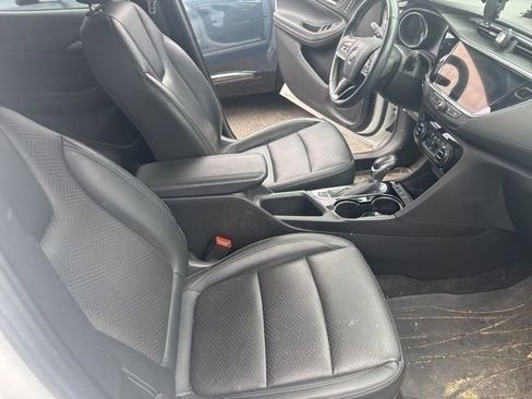 Certified 2022 Buick Encore GX Essence w/ Experience Buick Package image 45
