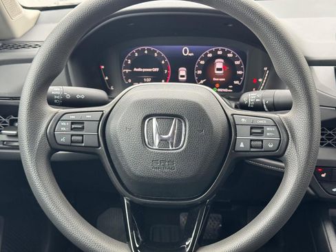 Certified 2025 Honda Accord SE image 13