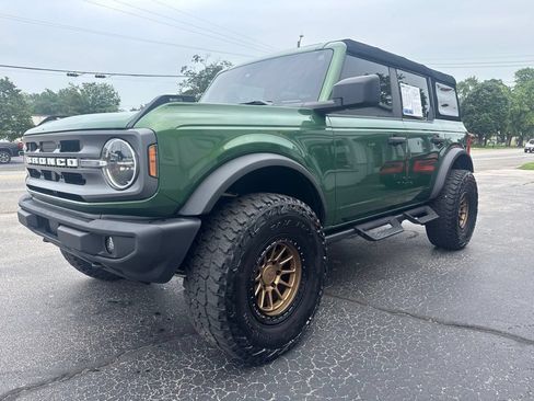 Used 2023 Ford Bronco Big Bend AWD/4WD image 3