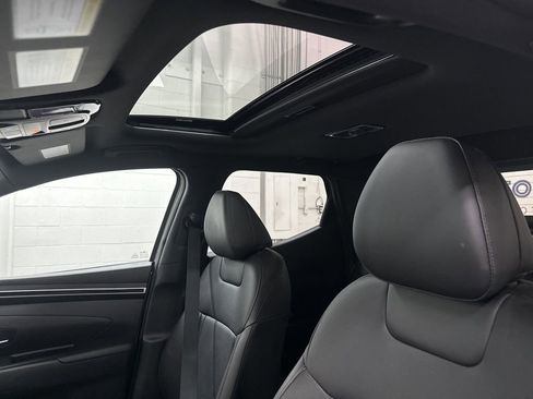 Used 2024 Hyundai Santa Cruz Night image 32