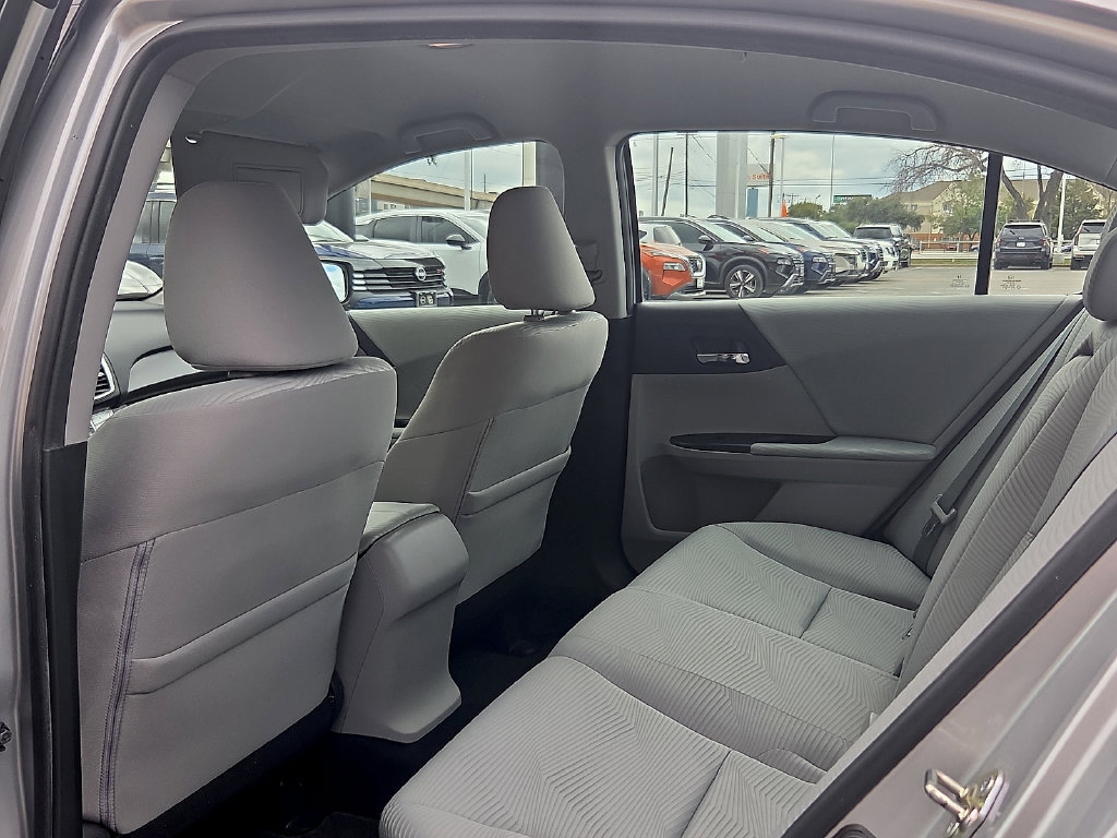 Used 2015 Honda Accord LX image 11