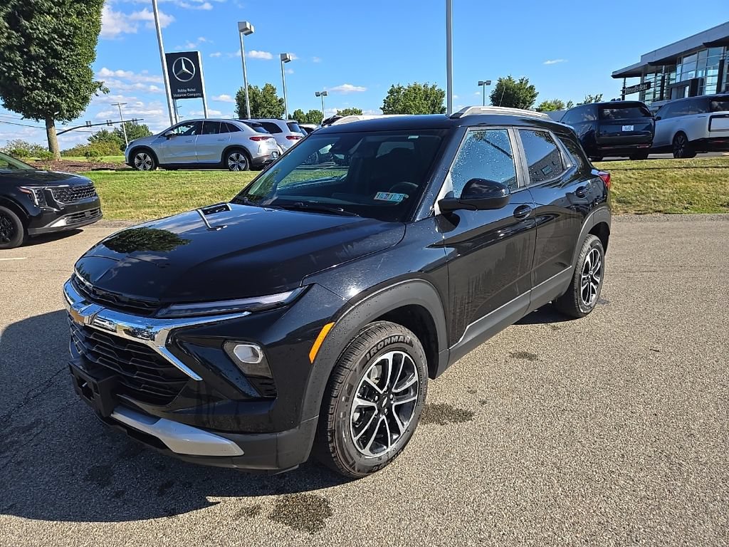 Used 2024 Chevrolet TrailBlazer LT AWD/4WD image 11