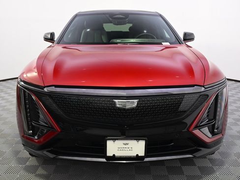 New 2025 Cadillac Lyriq Sport image 10