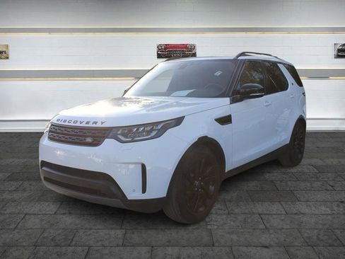 Used 2017 Land Rover Discovery SE AWD/4WD image 3