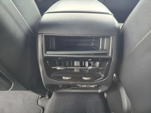 Used 2024 Jeep Grand Cherokee Altitude AWD/4WD image 26
