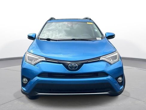 Used 2016 Toyota RAV4 Limited AWD/4WD image 3
