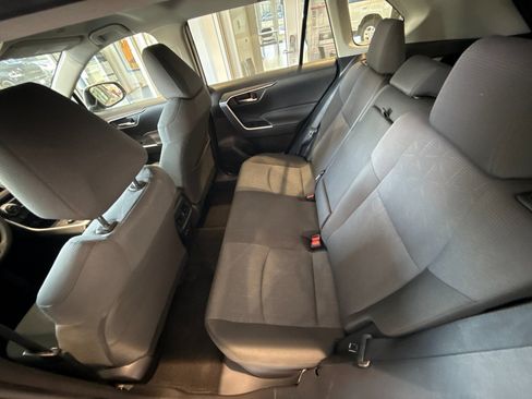 Used 2025 Toyota RAV4 XLE image 12