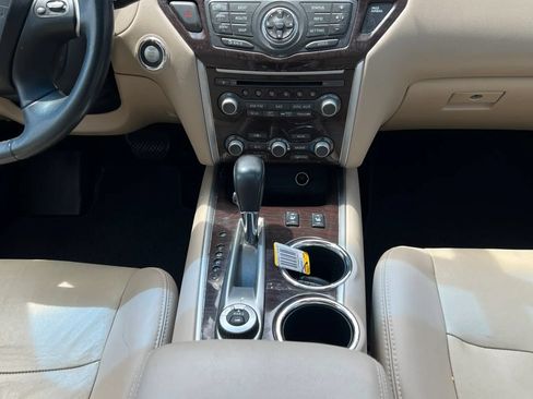 Used 2016 Nissan Pathfinder SL w/ SL Premium Package AWD/4WD image 12