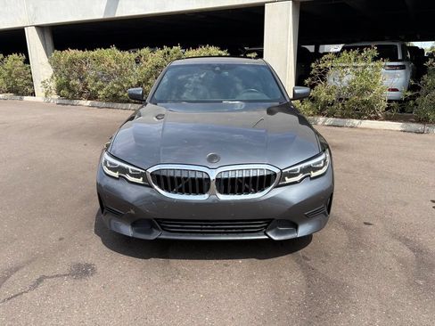 Used 2019 BMW 330i Sedan w/ Convenience Package RWD image 4