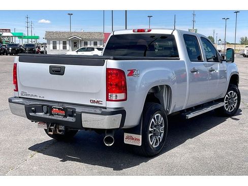 Used 2012 GMC Sierra 2500 SLE w/ SLE Preferred Package AWD/4WD image 14