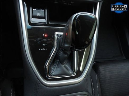 Used 2022 Subaru Outback Premium image 21