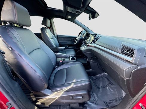 Used 2023 Honda Odyssey Sport image 29