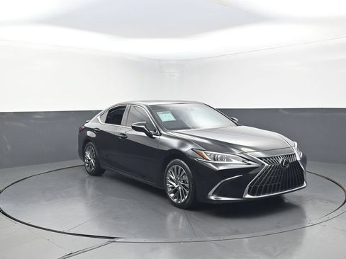 Used 2024 Lexus ES 350 w/ Accessory Package (Z2) FWD image 9