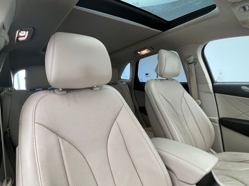 Used 2018 Lincoln MKC Reserve image 7