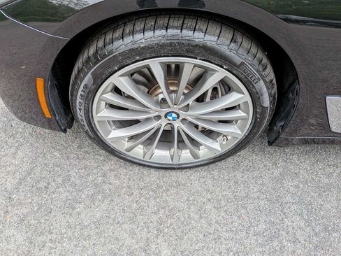 Certified 2023 BMW 540i xDrive w/ Executive Package AWD/4WD image 26