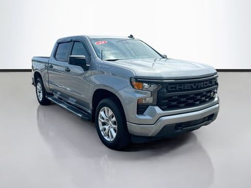 Used 2024 Chevrolet Silverado 1500 Custom AWD/4WD image 3