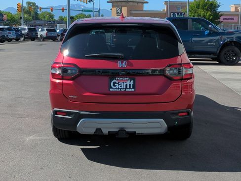 New 2025 Honda Pilot EX-L image 5