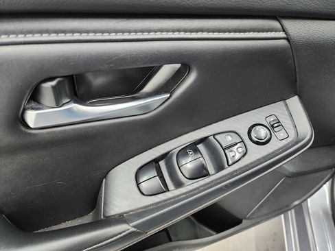 Used 2023 Nissan Sentra SV image 37