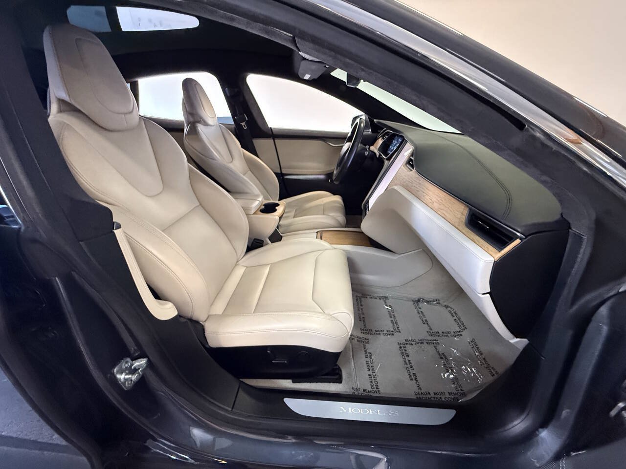 Used 2019 Tesla Model S Long Range AWD/4WD image 32