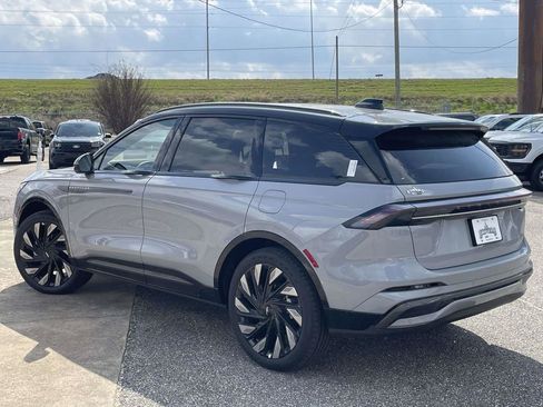 New 2026 Lincoln Nautilus Reserve w/ Jet Appearance Package AWD/4WD image 5
