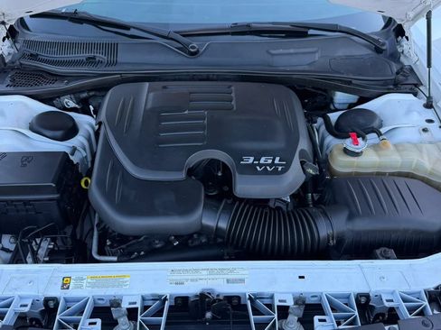 Used 2012 Dodge Challenger SXT RWD image 20