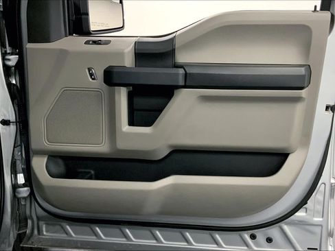 Used 2020 Ford F150 XL w/ Equipment Group 101A Mid RWD image 22