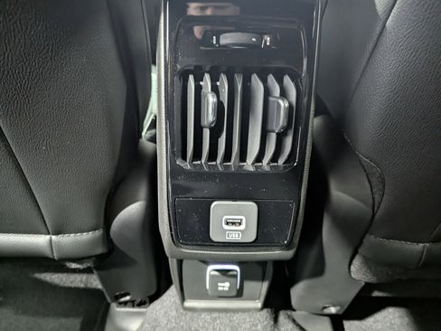 New 2026 Jeep Compass Limited image 12