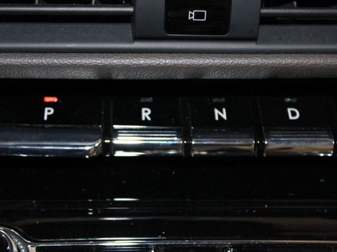 Used 2022 Lincoln Corsair AWD w/ Equipment Group 101A image 29