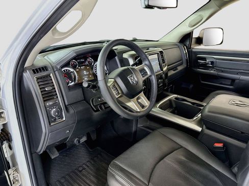 Used 2018 RAM 2500 Laramie w/ Sport Appearance Group AWD/4WD image 13