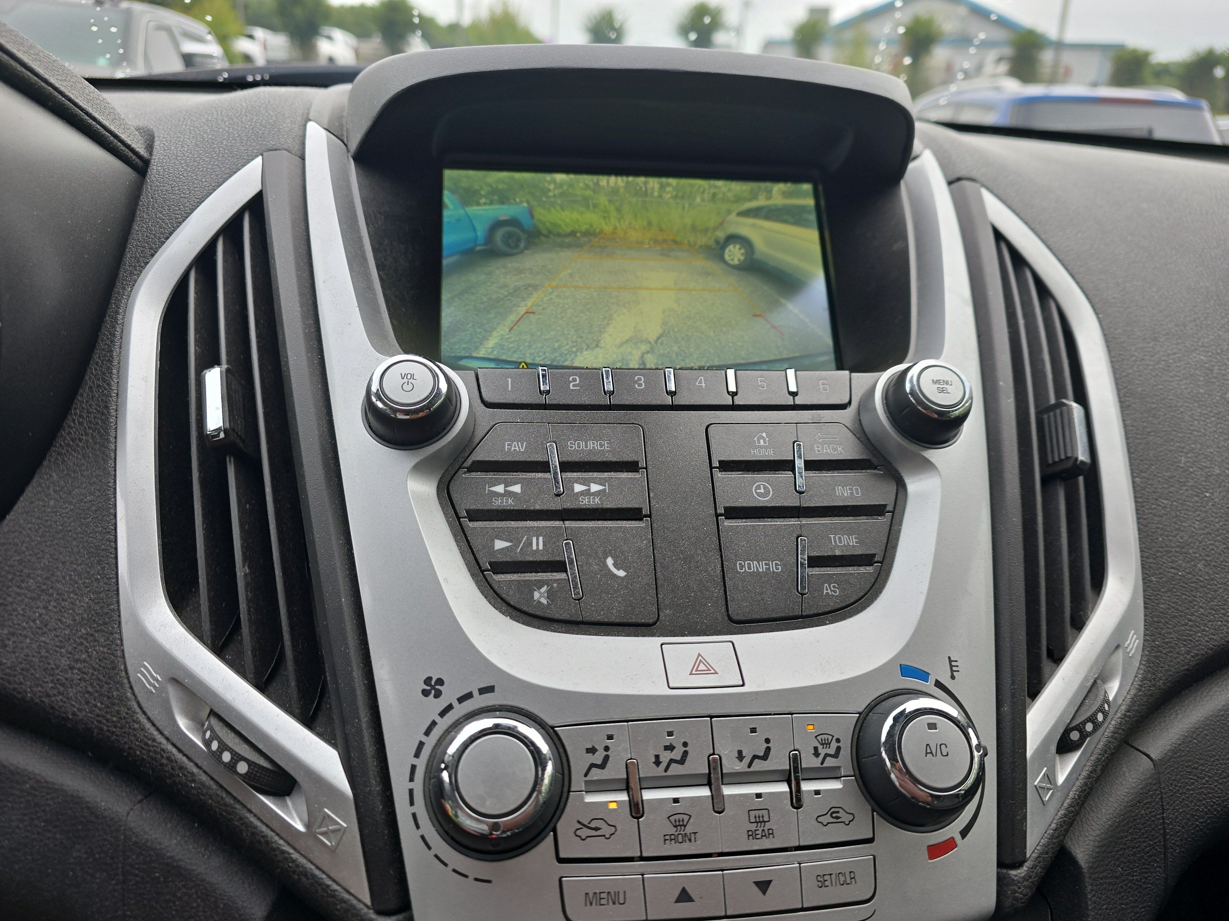 Used 2017 GMC Terrain SLE AWD/4WD image 18