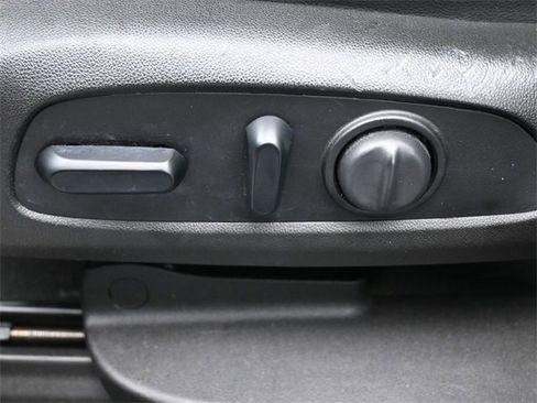 Used 2021 GMC Acadia Denali w/ Denali Technology Package image 9