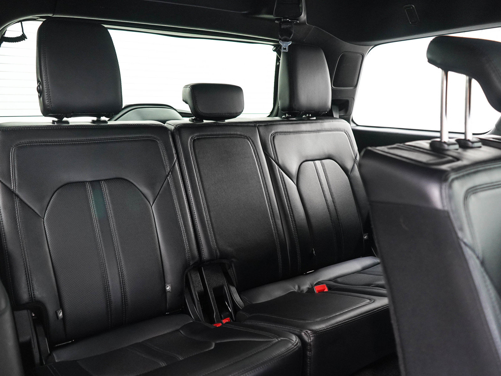 Used 2019 Ford Expedition Limited AWD/4WD image 13