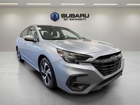 Used 2023 Subaru Legacy Premium image 7